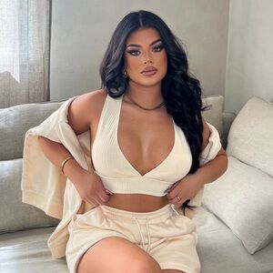 Myoutfitonline crop